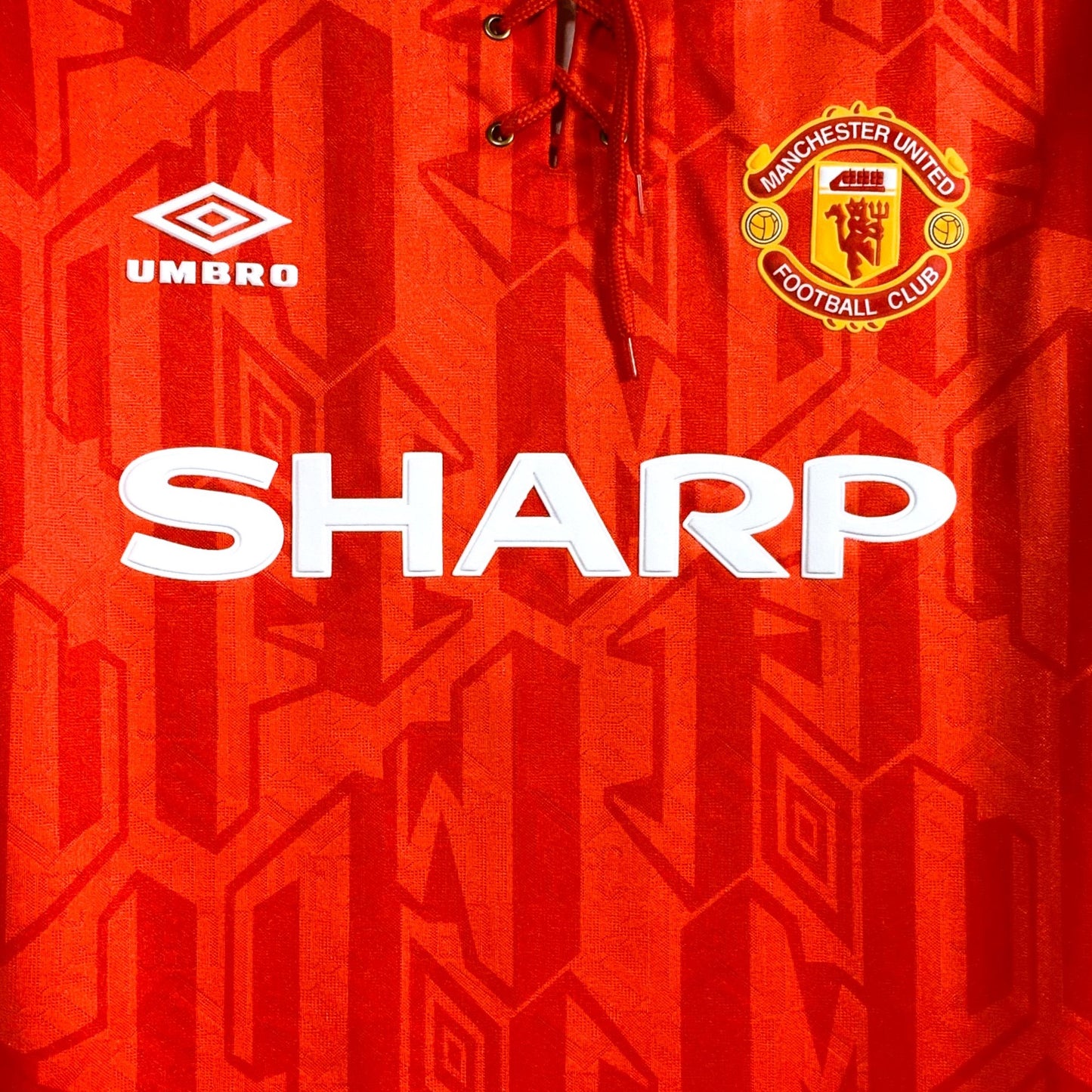 Manchester United 1993–1994, 7 Éric Cantona, Heim-Trikot