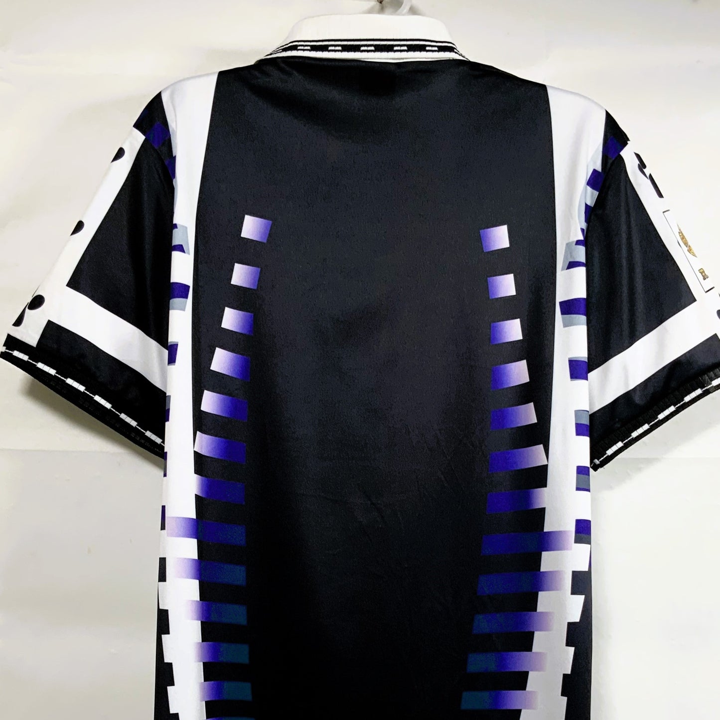Real Madrid 1997-98, 3. Trikot