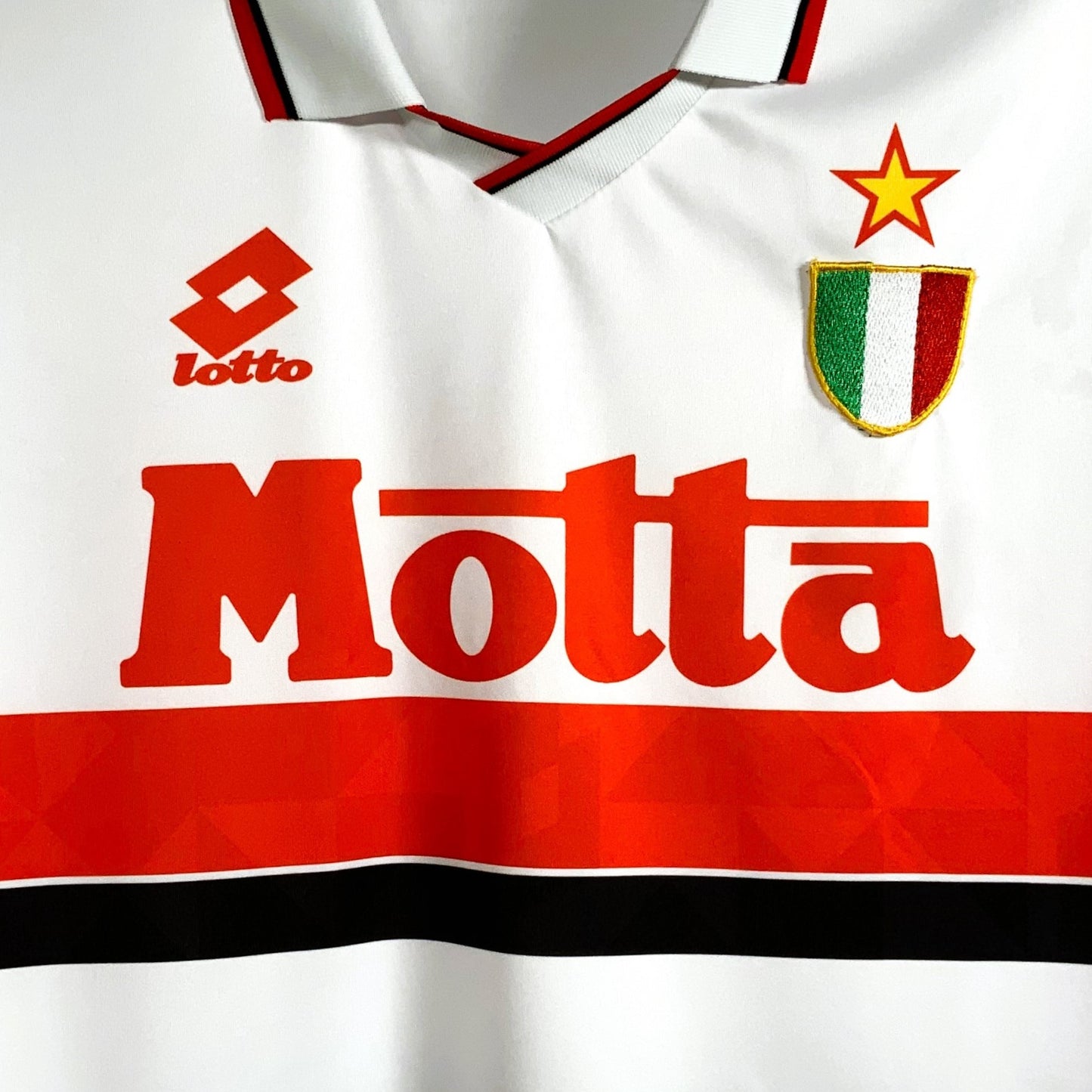 AC Mailand 1993-94, Auswärts-Trikot