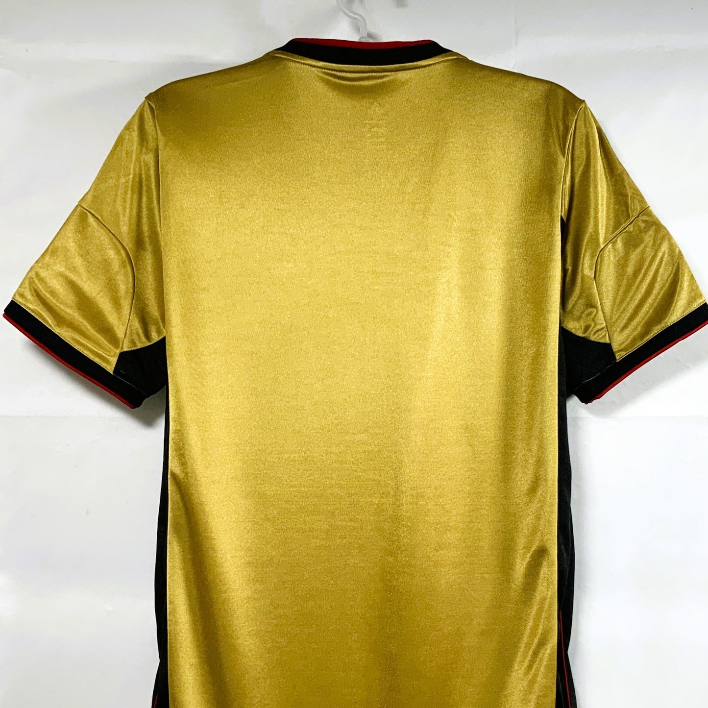 AC Mailand 2013-14, Drittes Trikot