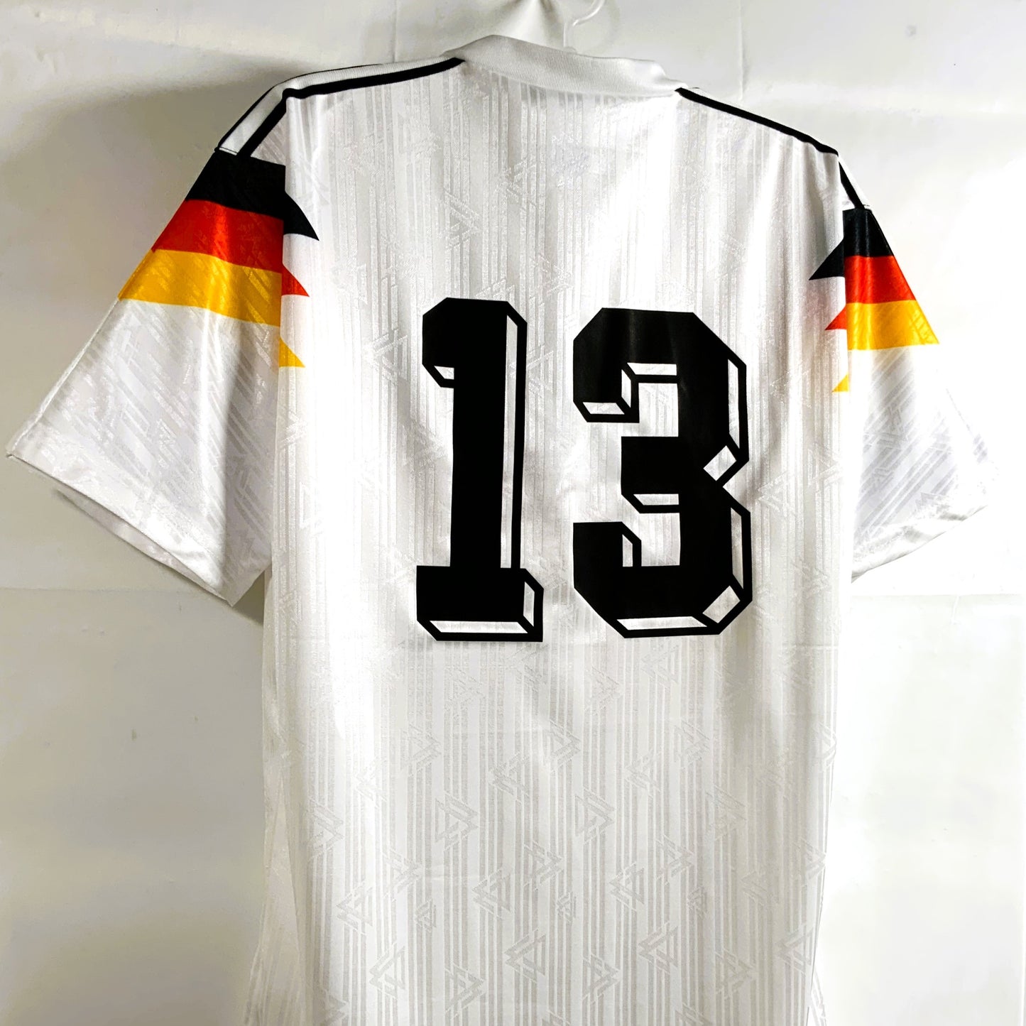 DFB Deutschland 1990, Heim-Trikot, 13 Karl-Heinz Riedle