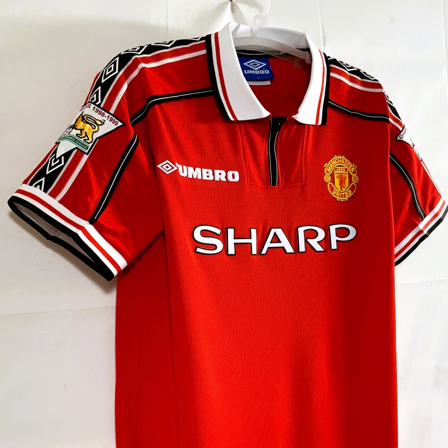 Manchester United 1998–2000, 7 David Beckham, Heim-Trikot
