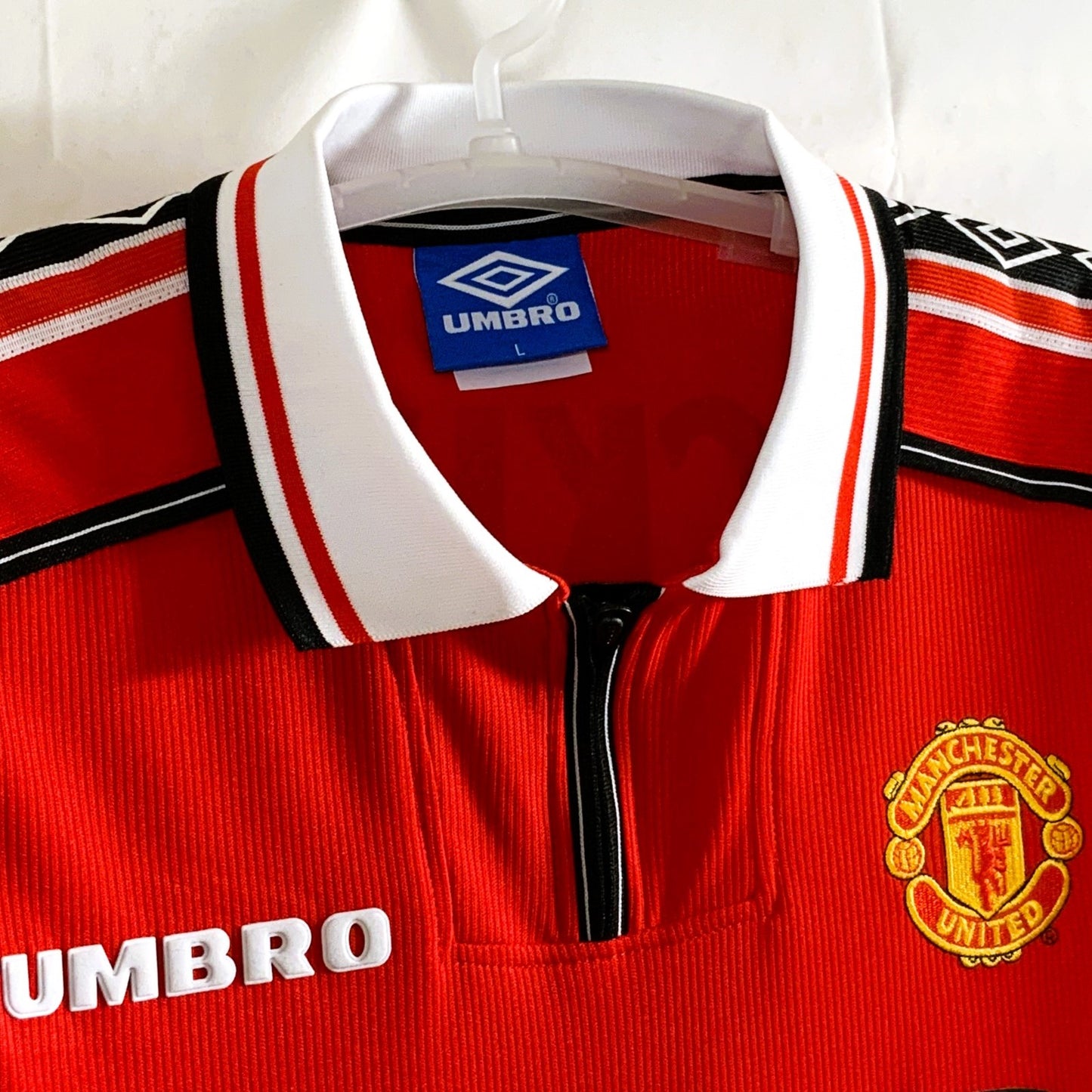 Manchester United 1998–2000, 7 David Beckham, Heim-Trikot