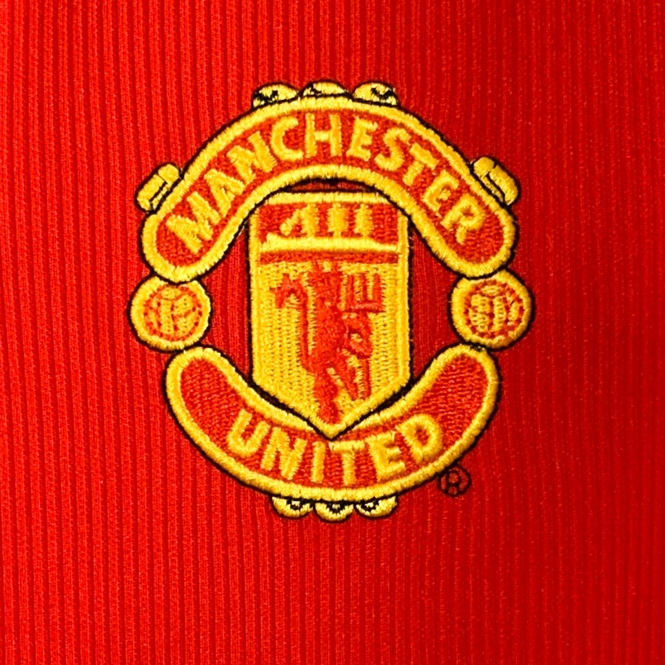 Manchester United 1998–2000, 7 David Beckham, Heim-Trikot