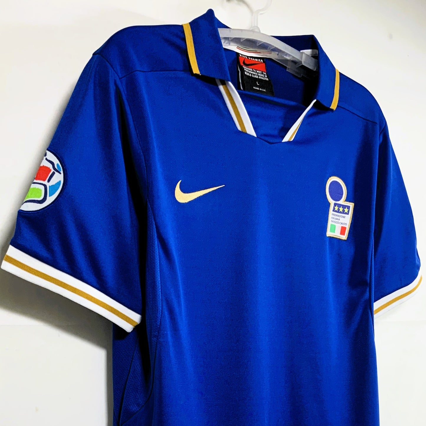 Italien 1996, Heim-Trikot