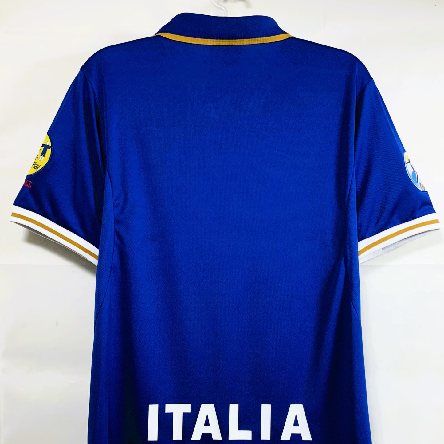 Italien 1996, Heim-Trikot