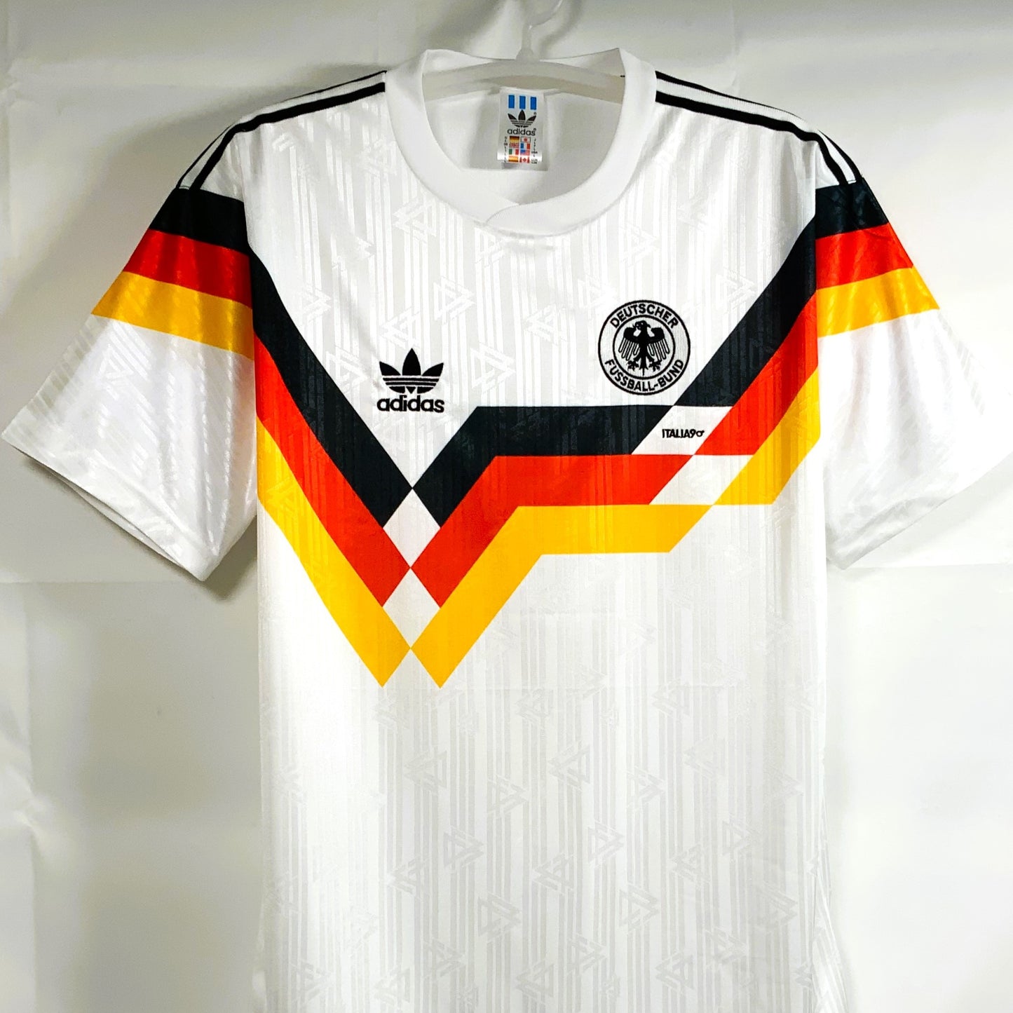 DFB Deutschland 1990, Heim-Trikot, 3 Andreas Brehme