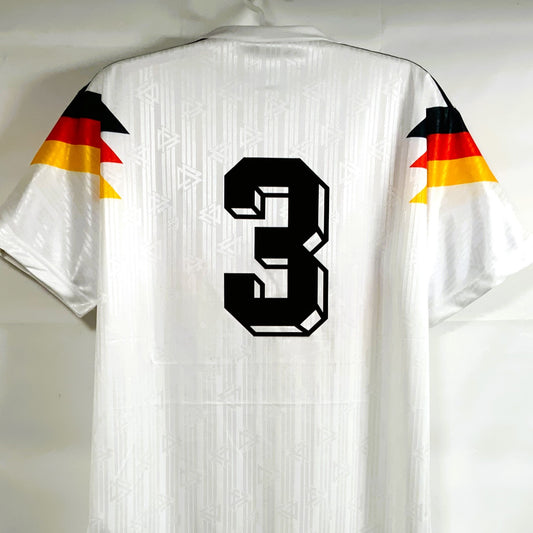 DFB Deutschland 1990, Heim-Trikot, 3 Andreas Brehme