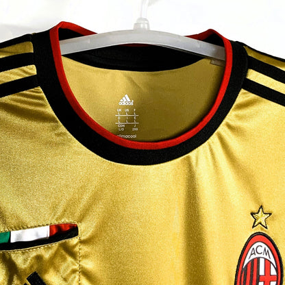 AC Mailand 2013-14, Drittes Trikot, 45 Mario Balotelli