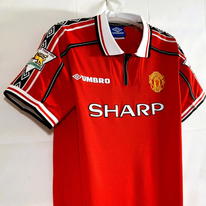 Manchester United 1998–2000, 7 David Beckham, Heim-Trikot