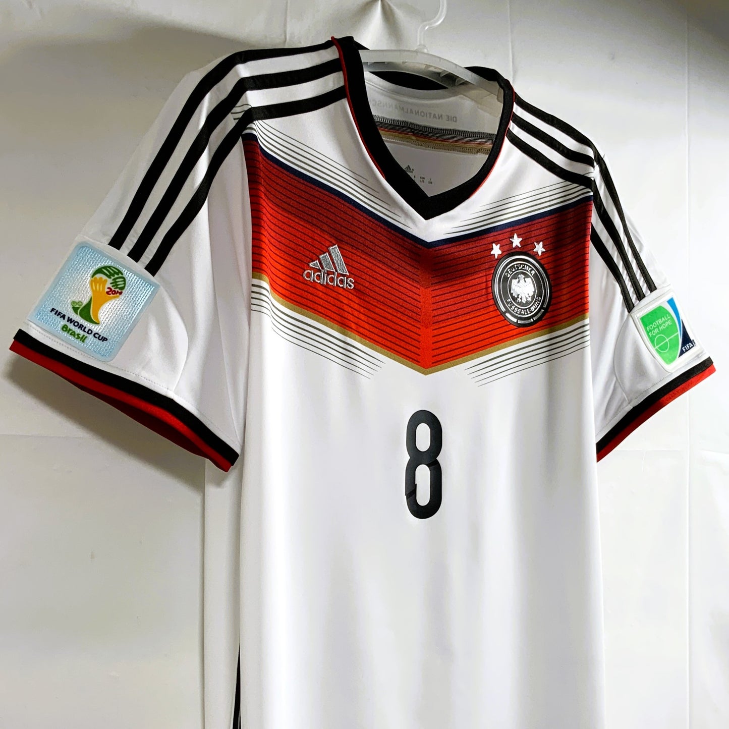 DFB Deutschland 2014, Heim-Trikot, 8 Mesut Özil