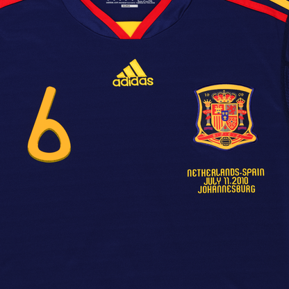 RFEF Spanien 2010, Auswärts-Trikot, 6 Andrés Iniesta